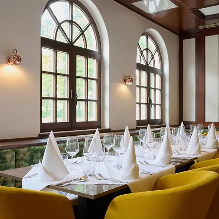 Leonardo Hotel&residenz Hotel 4*