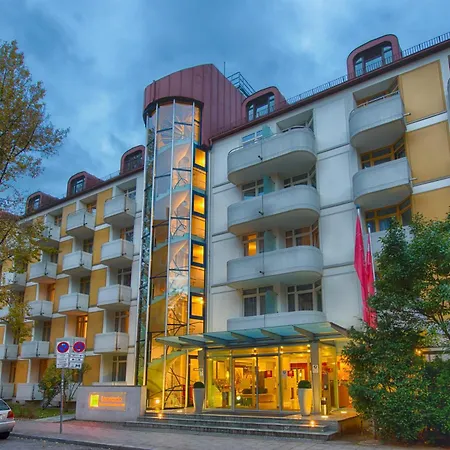 Leonardo&residenz Отель