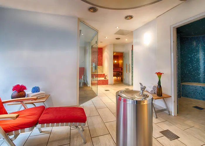 Leonardo & Residenz München