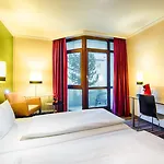 Leonardo & Residenz 4*
