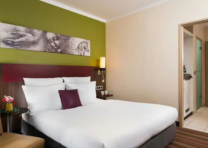 Leonardo & Residenz Hotell 4*